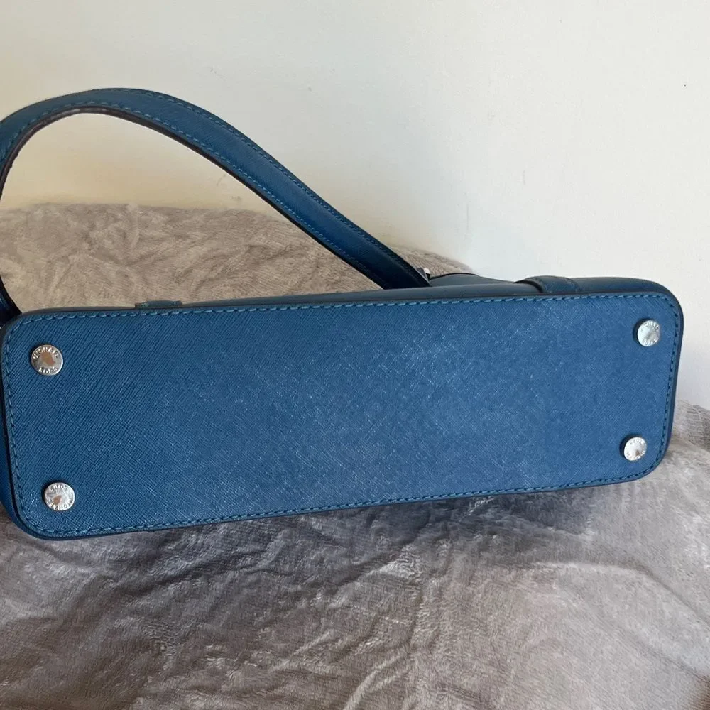 NWOT Michael Kors Blue Tote Bag Purse - Picture 2 of 11